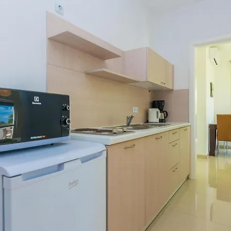 One-bedroom In * Vir
