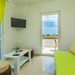 Lejlighed One-Bedroom Apartment In Vir Vir